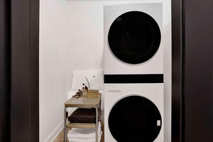 Boutique 3 Bed 2 Bath
