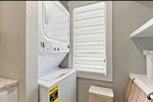 East Point 2BR2BA Condo All Utilities