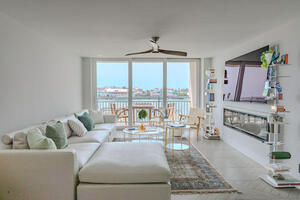 Living room with Gulf and John's Pass views