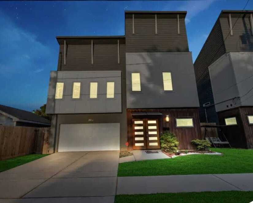 Fully Furnished corporate rental in Downtown