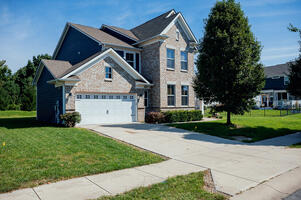 Beautiful Fishers Executive Home 4BD 3BR