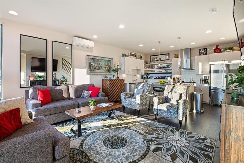 Luxury Home in Seattle, WA