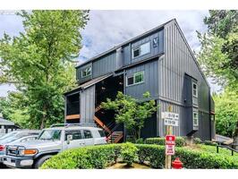 Furnished Condo in Lake Oswego