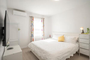 Beautiful 3 BR 3 BA