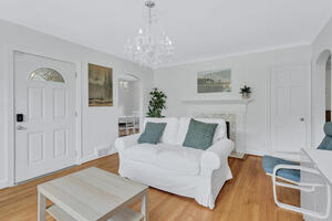 Furnished 4 Bedroom Single Family House 