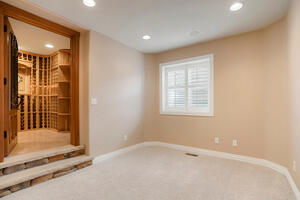 Sitting area and wine cellar