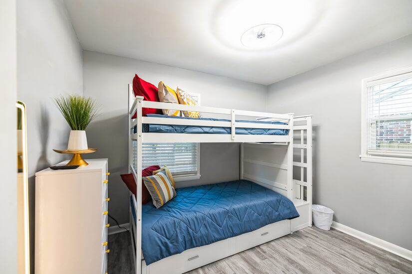 Bedroom #2 w/twin size bunk beds