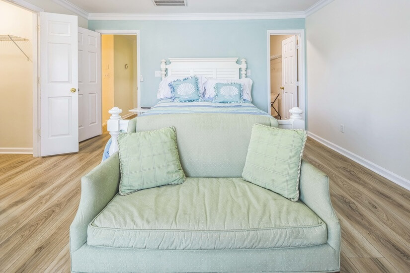 Kickback and Enjoy the Savannah River