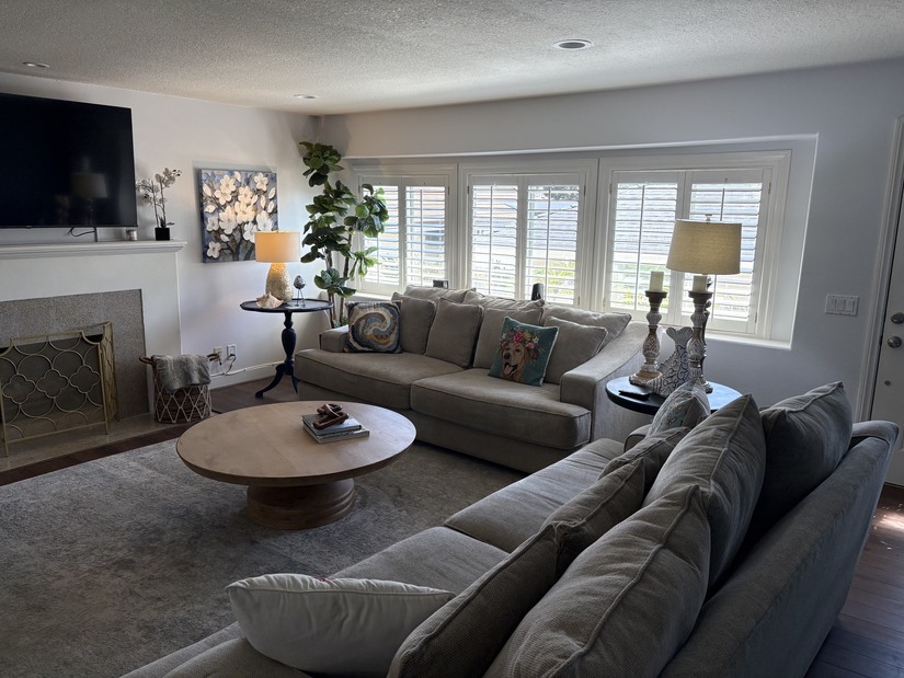 2 Bed 2 Bath garage utilities inc 