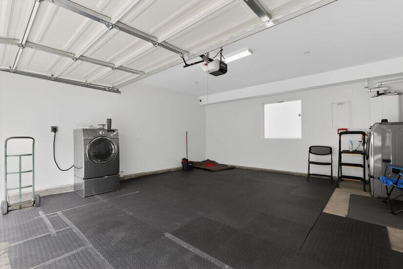 Gates Funished home in LA