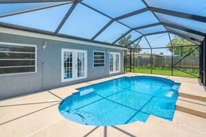 Spacious Lake Worth Beach Home 