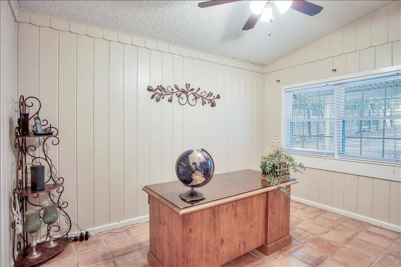 Office w/internet & WiFi