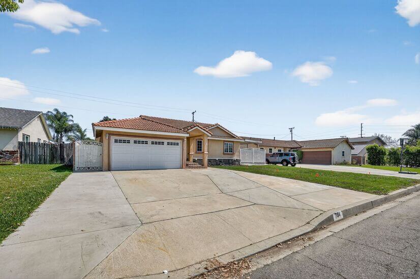 Furnished 4 BR with Pool West Covina