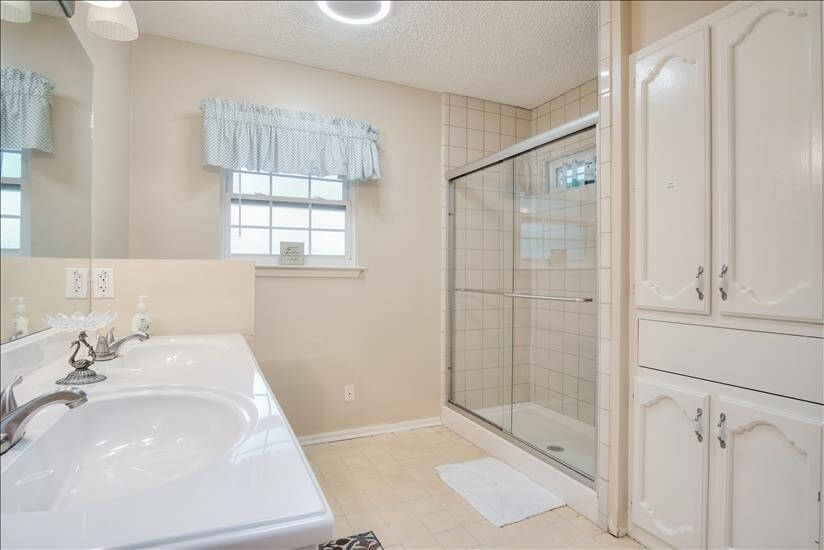 Master bathroom private bath