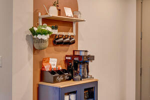 Walkable Legacy West King Retreat 