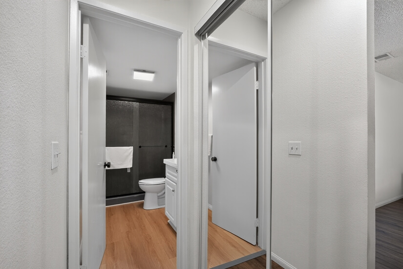 Furnished Townhome in Commerce CA