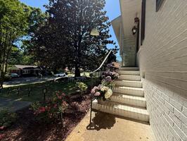 North Hills Furnished Home Fenced Yard
