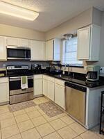 Cozy 3 Bedroom House with in Crandall