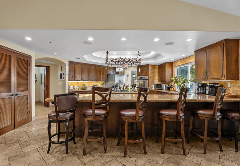 Large Breakfast Bar ~ Seating for Six
