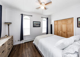 Bed Room with 3 Windows