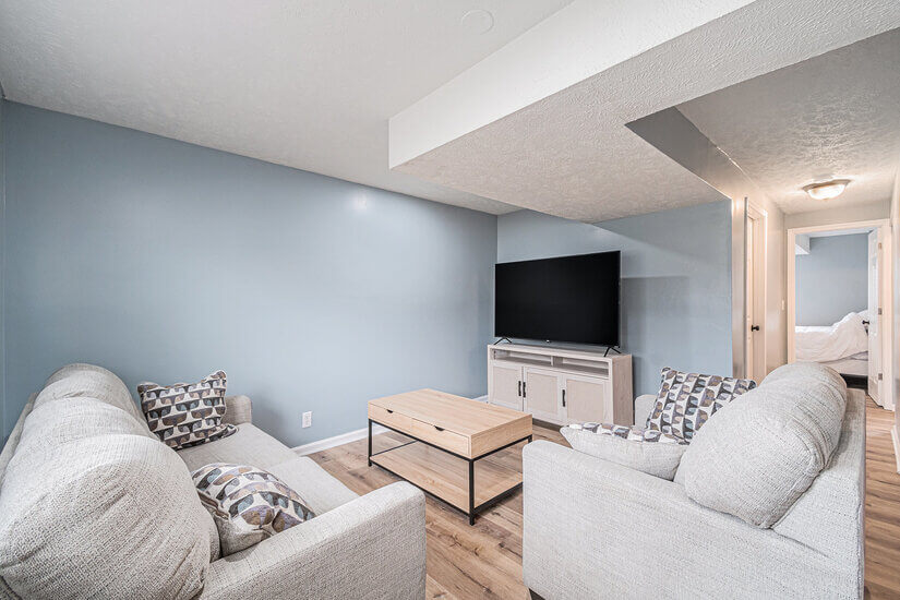 Modern 4BR in Prime Location