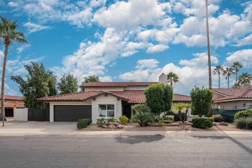 Fully furnished home with Pool and Spa 