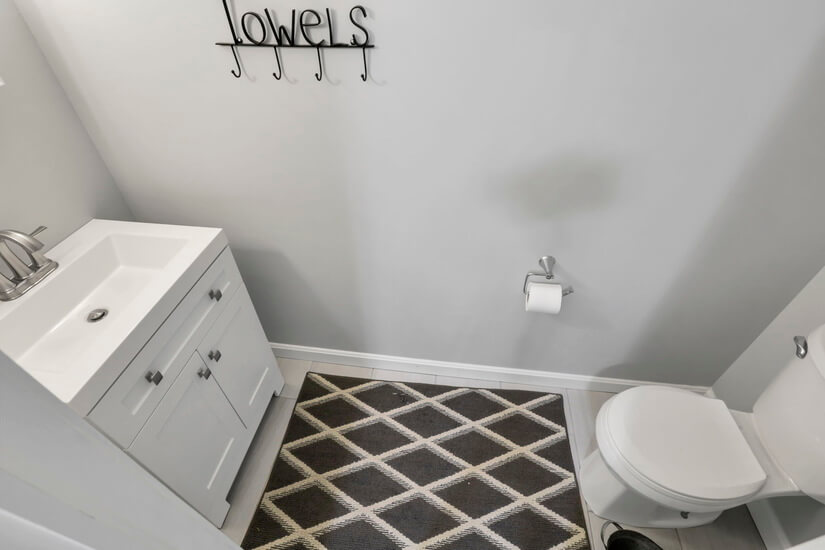 Fully Furnished home rental Zainesville