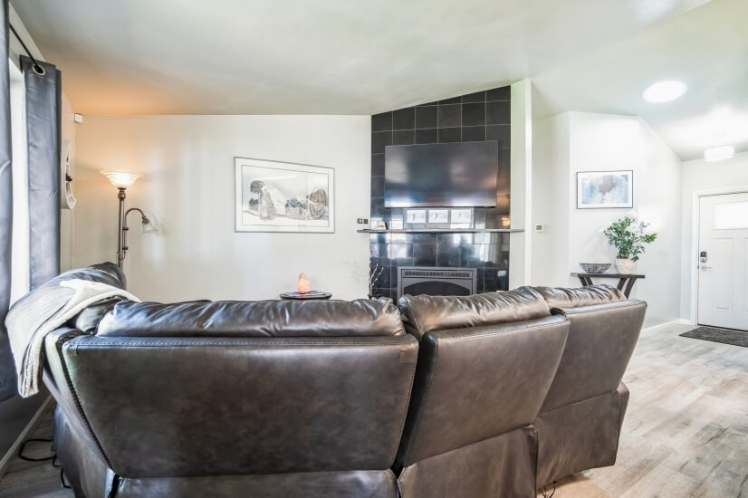 Furnished 3 Bedroom Duplex in Marysville