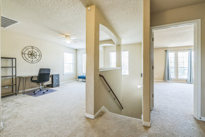 Culdesac Corner House