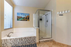 4 Bed 2 Bath with Pool and Laundry