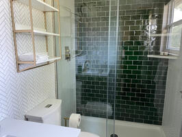 Second Ensuite - Walk-In Shower