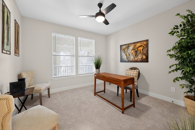 Furnished Lakeside Condo