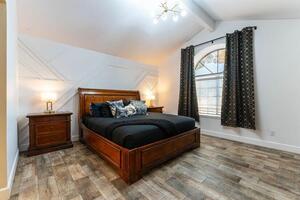 4 Bed 2 Bath with Pool and Laundry