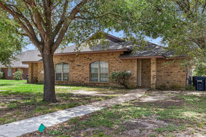 Azalea Court Retreat A