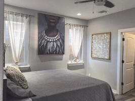 Furnished 2 Bedroom Condo near Galleria