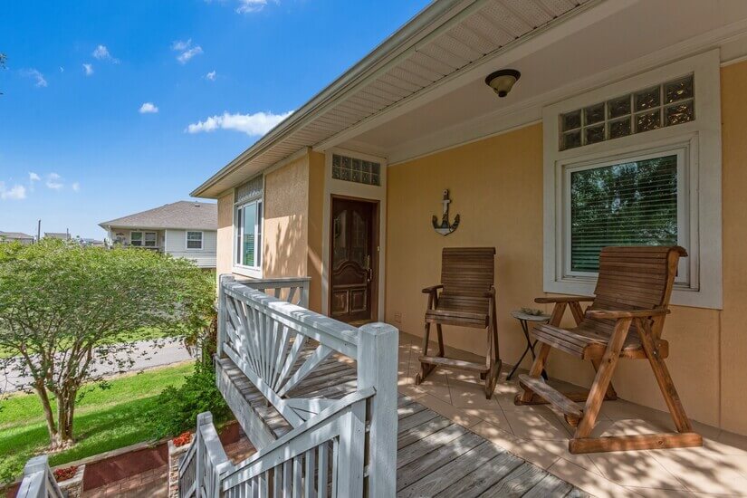 Second floor porch sitting area