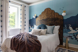 Mermaid mural makes this bedroom memorable