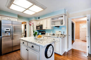 Fully Furnished Executive Rental 