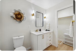 Elegant 4Bedroom Retreat in North Dallas