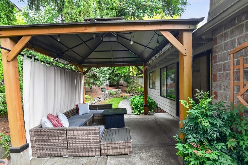 Charming Totem Estates Retreat Tech Wine