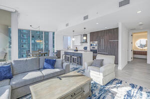 Downtown St Pete Fully Furnished Condo