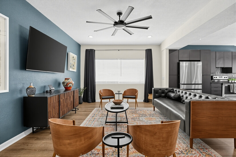Fully furnished home with Pool and Spa 