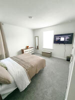 Bedroom 2
Green Room
