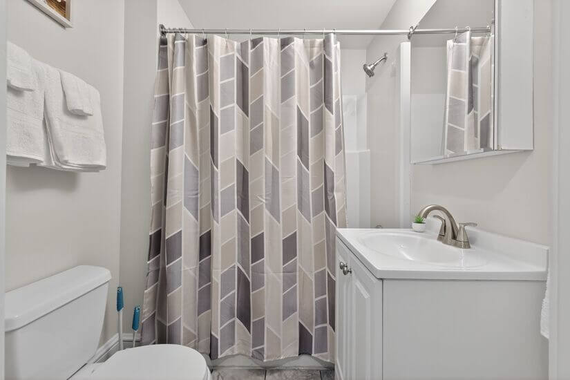 Bristol Furnished Single Story w Office