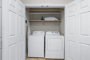 Walk to AM and Northgate King Beds Patio