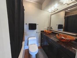 Primary Full Bathroom