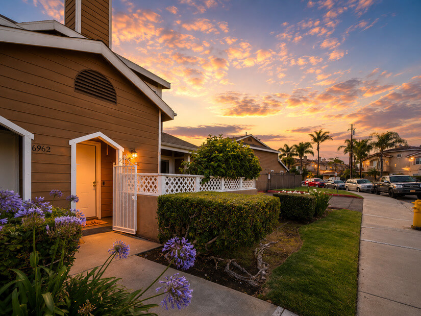 Furnished Townhome in Commerce CA