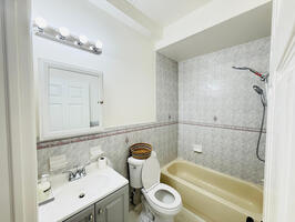 Bathroom 2 with shower