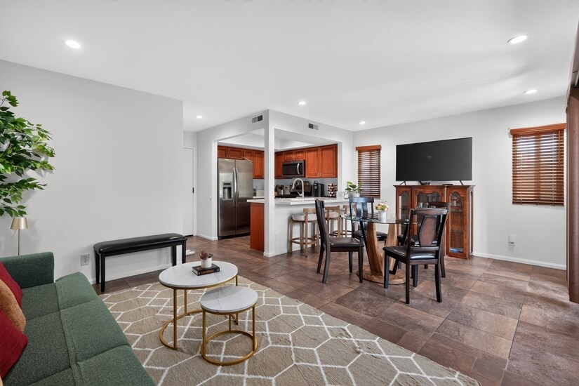 Furnished Townhome in Commerce CA
