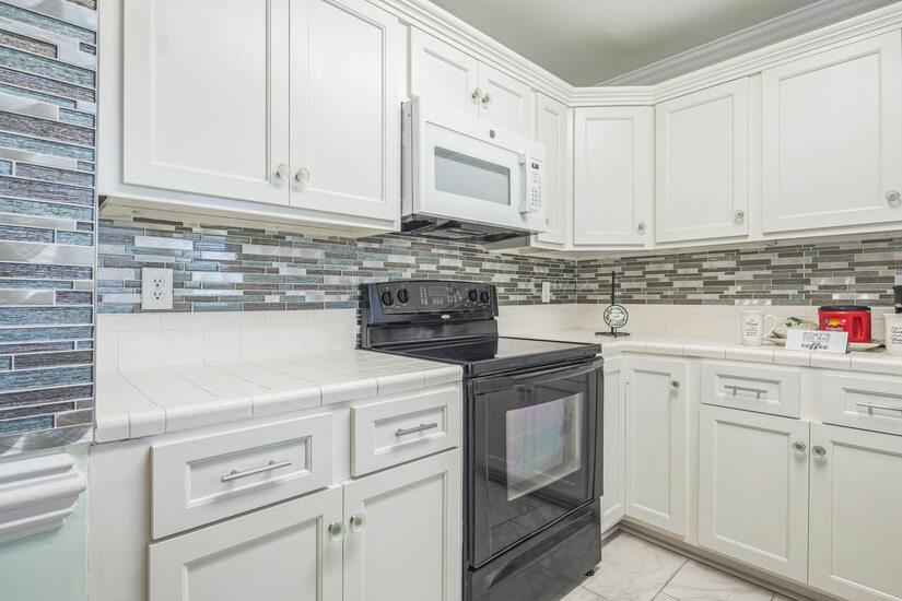 Kickback and Enjoy the Savannah River